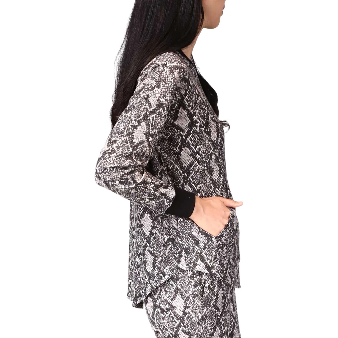 New π Michael Kors Snake Waffle Pocket Pullover π - Image 3