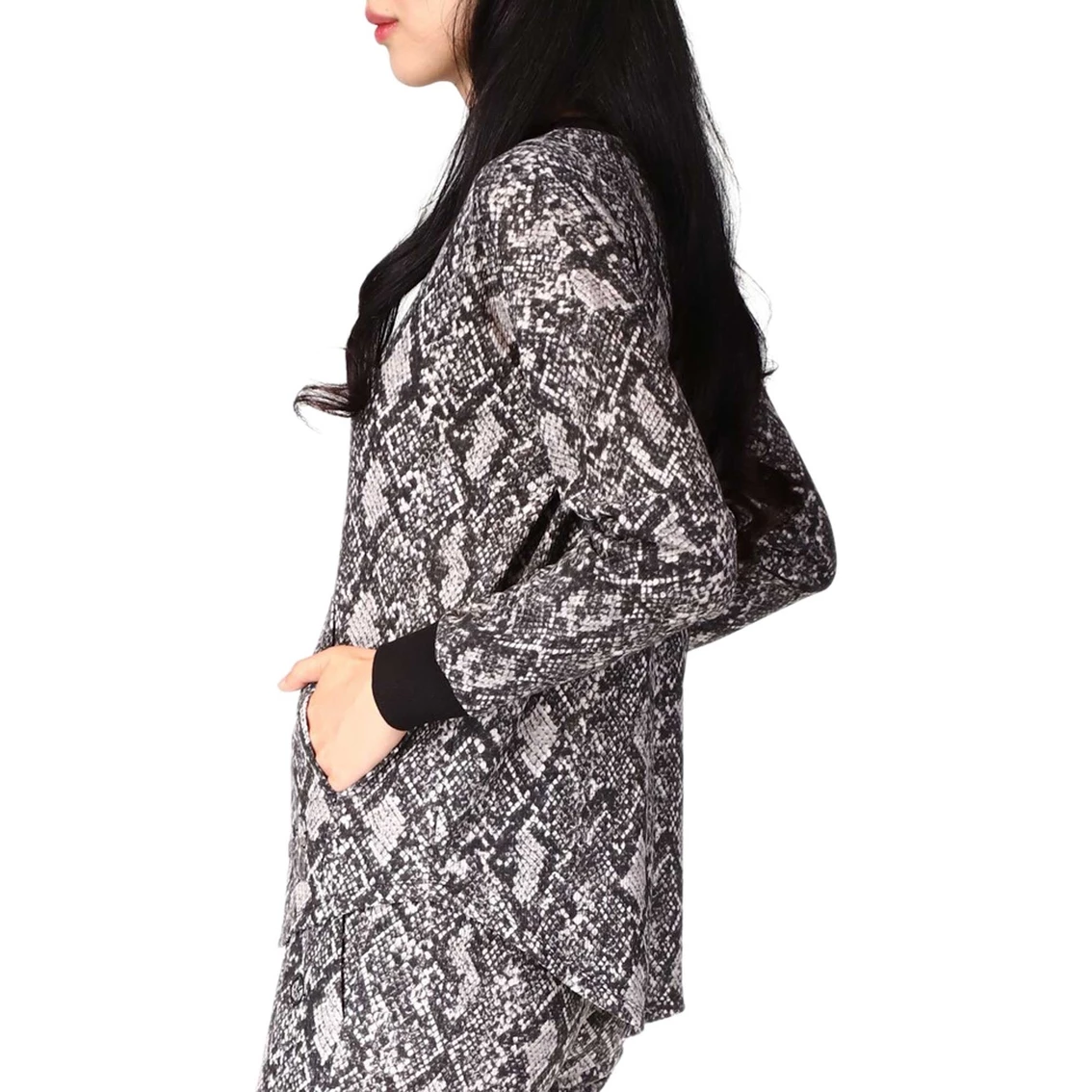 New π Michael Kors Snake Waffle Pocket Pullover π - Image 4