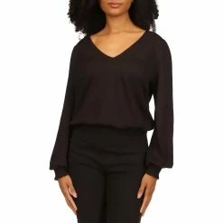 Coupon 🌟 Michael Kors Solid Smocked Top 🔥