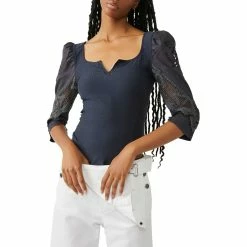 Flash Sale ✨ Free People Brunch Date Henley 🤩